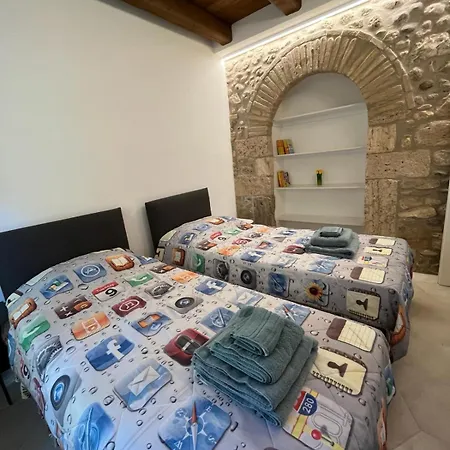 Appartement Charme In Centro With Private Parking à Ascoli Piceno Extérieur photo